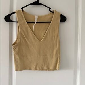 Ribbed V-Neck Cropped Tank Top - Creamy Beige Yellow